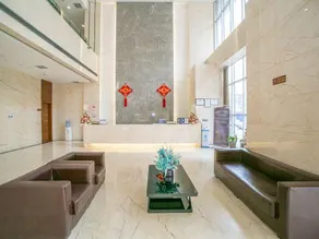 Ruiling International Business Hotel - Image 4