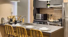 The 1BDR Rustic Rooftop w Wow Outdoor Terrace - Image 4