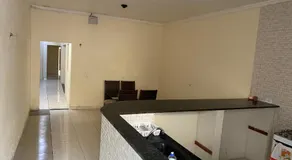 Espaço Amplo de 2 quartos com 2 camas de casal e 1 de solteiro - Image 5