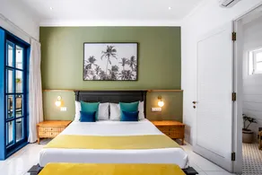 The Beach House - Image 2