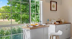 Tell Tales Bed & Breakfast - Image 3