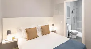 8Rooms Madrid, smart self check-in rooms - Image 5