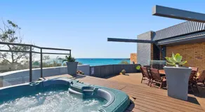 Emplacement et vues spectaculaires, 3 chambres à coucher + Spa privé sur le toit aux appartements Jedda - Image 4