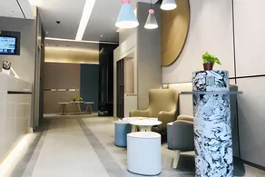 Home Inn Neo Shanghai New International Expo Center Minsheng Road Yanggao Middle Road Metro Station - Image 4