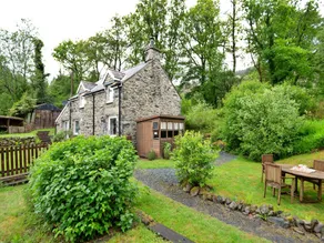 Cottage in Nannau Estate near Coed Y Brenin - Image 4