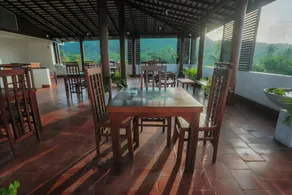 Ceylon HEART Hotel Unawatuna - Image 1