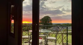 Cherry Tree Glamping Lodge - Image 2