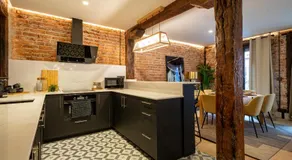 Cortes AC by Staynnapartments - Image 5