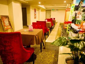 Xinshidai Holiday Hotel - Image 4