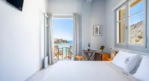 Akroyiali - Guesthouse - Image 2