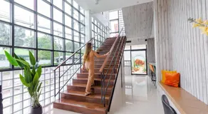 Play Poshtel & Cafe' - Image 3