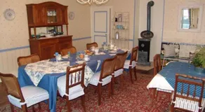 Charmante maison au cœur des vergers avec cheminée, jardin secret et jeux pour enfants - FR-1-585-151 - Image 4