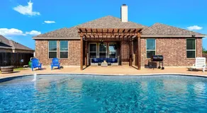 The Noble House Near Magnolia & Baylor W Pool - Image 4
