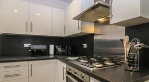 60E Wellgate - Image 4