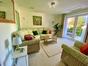 Jurassic Sea Pear Suite & Spa - Image 4