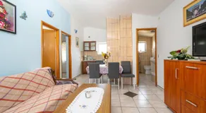 Apartments with parking space Vir - 20177 - Image 2