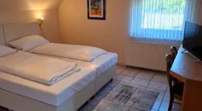 Hotel Schwarze - Image 2