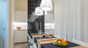 LuxurYenne - Image 2
