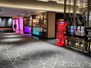 25 Hours Sunshine Hotel - Image 5