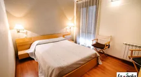 Apartamentos Turísticos La Peña - Image 2