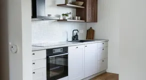 Celý apartmán v rodinném domě s vanou a krbem - Image 4