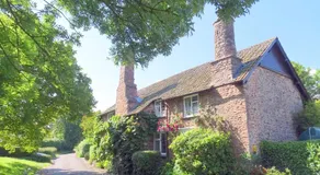 Tudor Cottage - Image 3