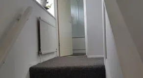 4 mereside walk - Image 4