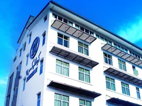 Ginasuite Hotel - Image 3
