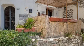 Appartement \"Un Pezzo di Storia vicino al Mare\" avec jardin. - Image 4