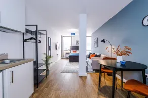 Centrally located studio by Moorfields Station - Image 2