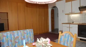 Appartment & Taxi Tirana - Image 5