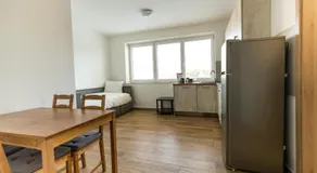 Home Le Fame - Image 2