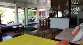 Aracari Garden Hostel - Image 2