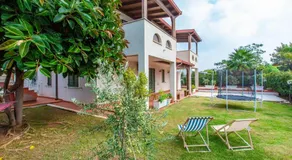 Ferienwohnung mit Terrasse, Grill und Garten | Panoramablick - Image 5