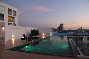 Sriracha Sea Breeze Hotel - Image 5