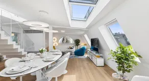 IKON Old Town Penthouse AC, Lake & Mountain View - Image 3