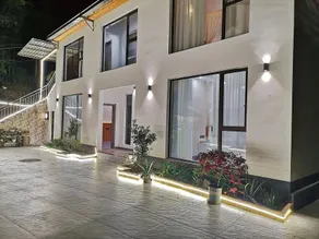 Lu's Courtyard Homestay - Image 2