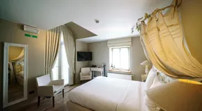 Hotel Saint-Amour - Image 2