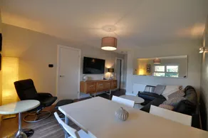 The Garden Apartment, Near Airport & City - Image 2