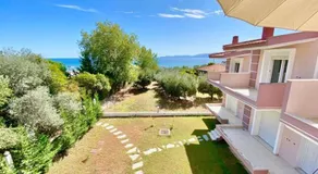 Domniki's Sea House - Image 4