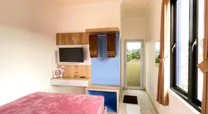 Hotel Asia Express near Farmhouse Lembang - Image 5