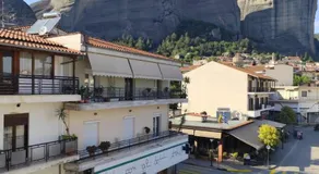 Meteora Gold and Glass - Image 4