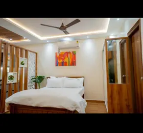 GROVER HOMESTAY - Image 2