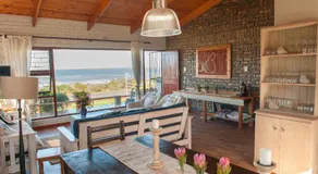 La Mer Seafront Selfcatering Accommodation Kleinmond - Image 2