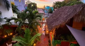 La Redonda Surf Hostel Sayulita - Image 4