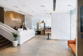 Amrise Hotel Kitchener - Image 3