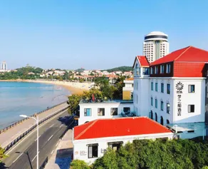 Floral Hotel Qingdao Dreamship Seaview Hotel - Image 4