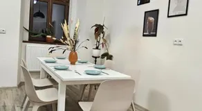 123 Shop & Stay - Image 2