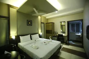 VEDHAS STAY HOTEL - Image 4