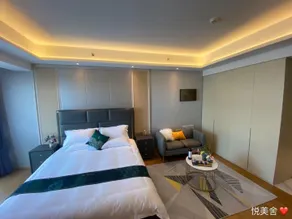 Yuemeishe OCT Apartment - Image 2